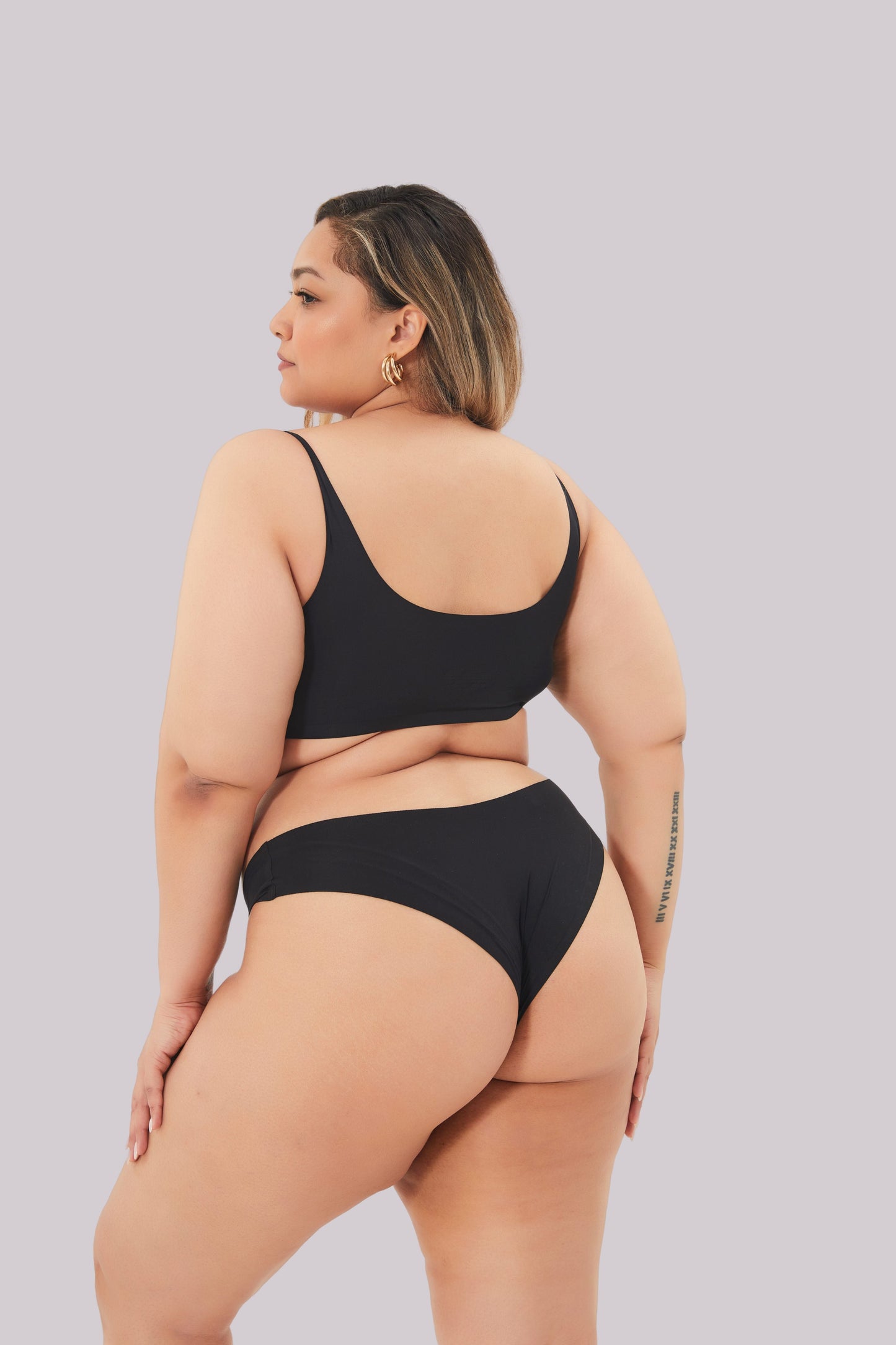 Ayla - Anmutig & Unterstützend