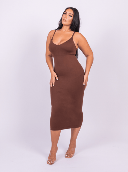 Shaper Maxi Kleid mit V-Ausschnitt und Spaghettiträgern