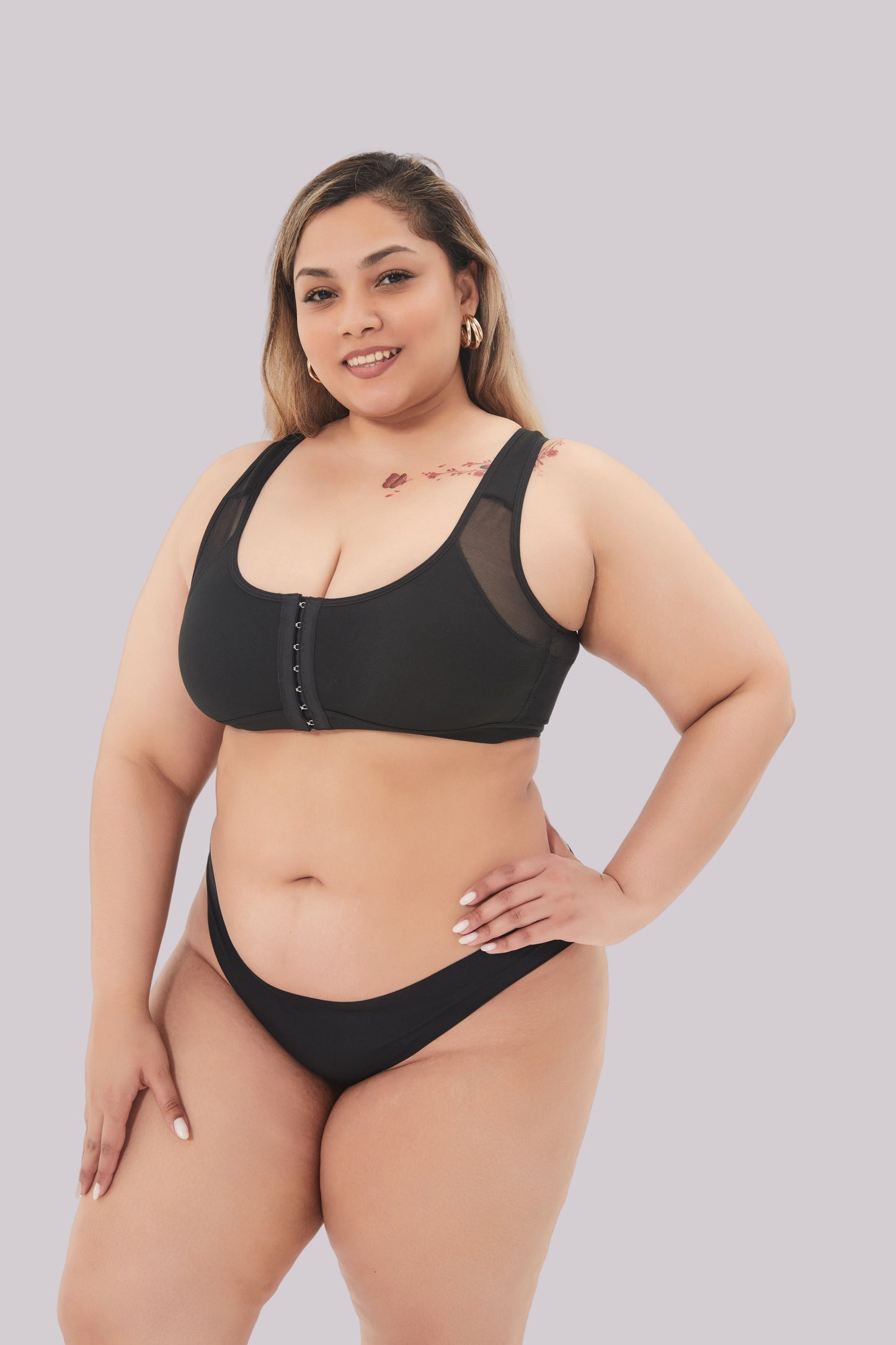 Ella - Verhindert und korrigiert hängende Brüste